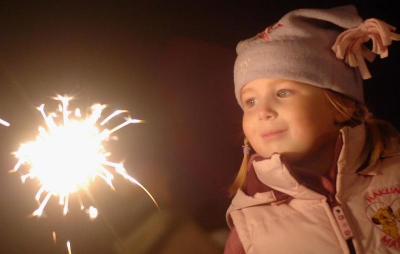 Ура, каникулы! Пиротехника, которую можно запускать с детьми - Сергиев Посад | sergiev-posad .salutsklad.ru